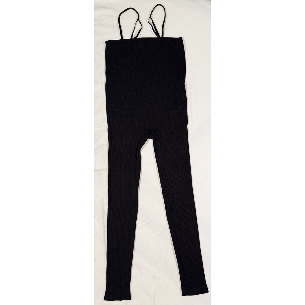 New Forever 21 Sleeveless Ribbed Black Romper M L Sexy Slimming Curves Jumpsuit